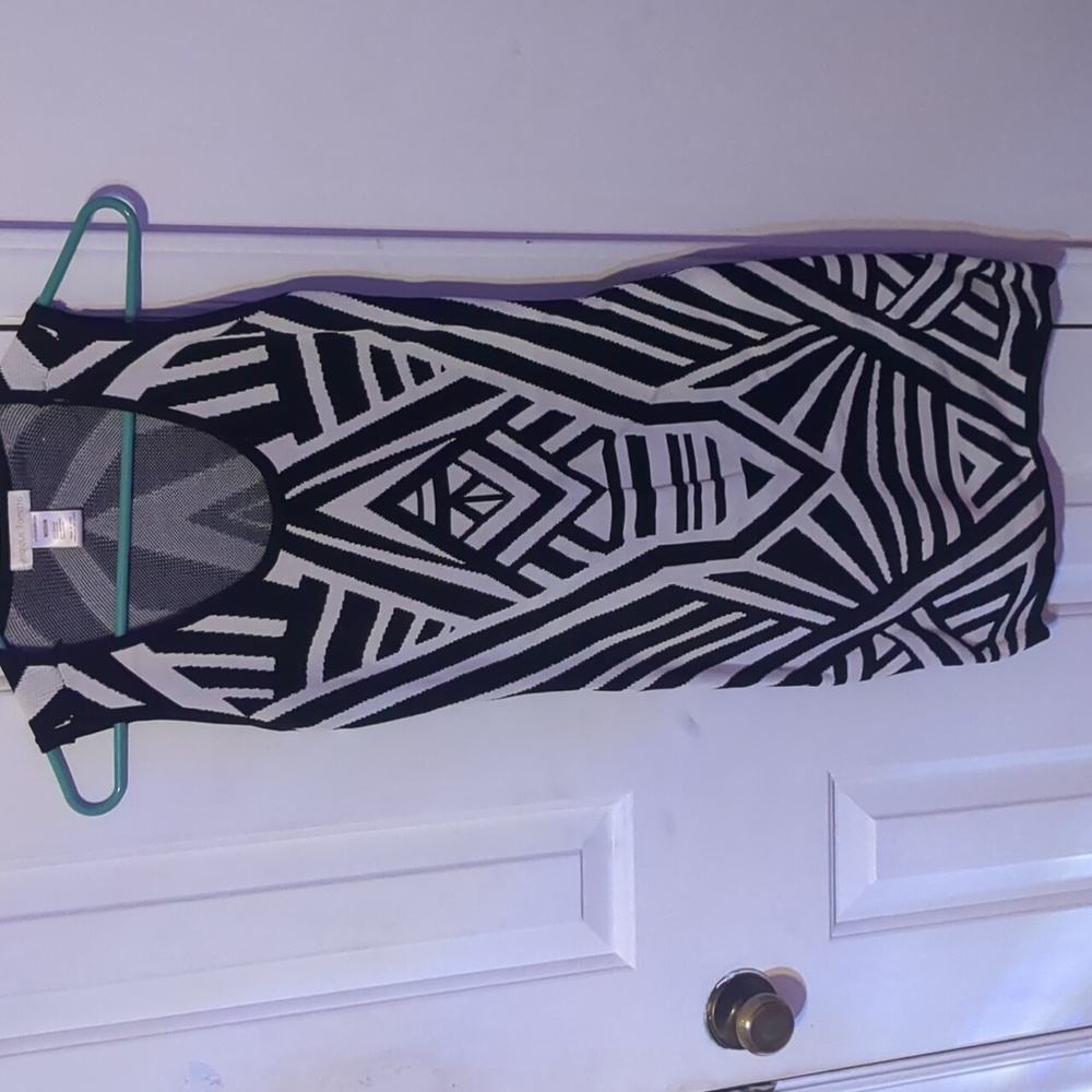 Geometric Print Black and White Sleeveless Bodycon Dress